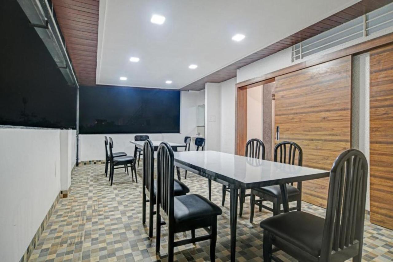 Aceotel Inn Flamingo إندور المظهر الخارجي الصورة