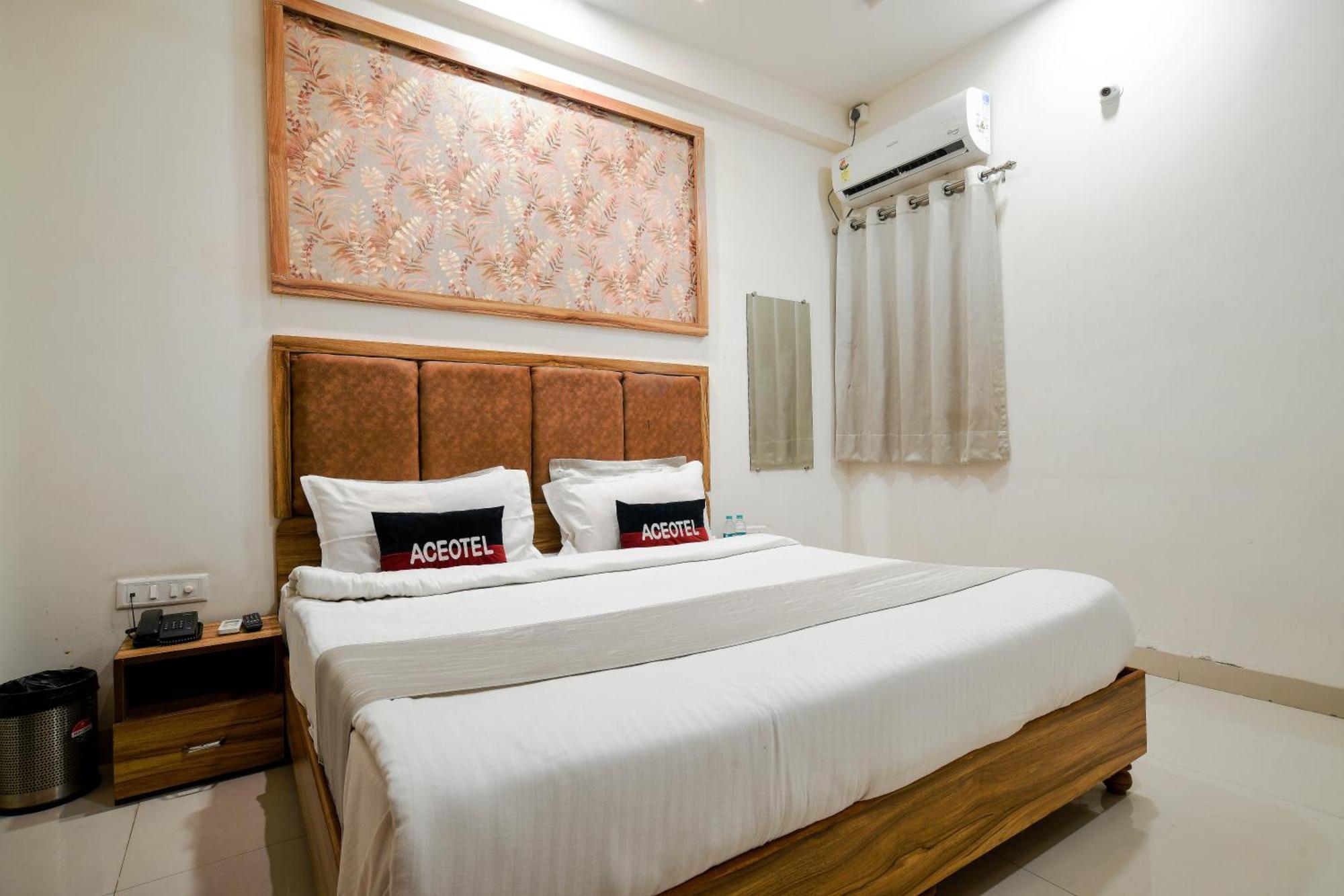 Aceotel Inn Flamingo إندور المظهر الخارجي الصورة
