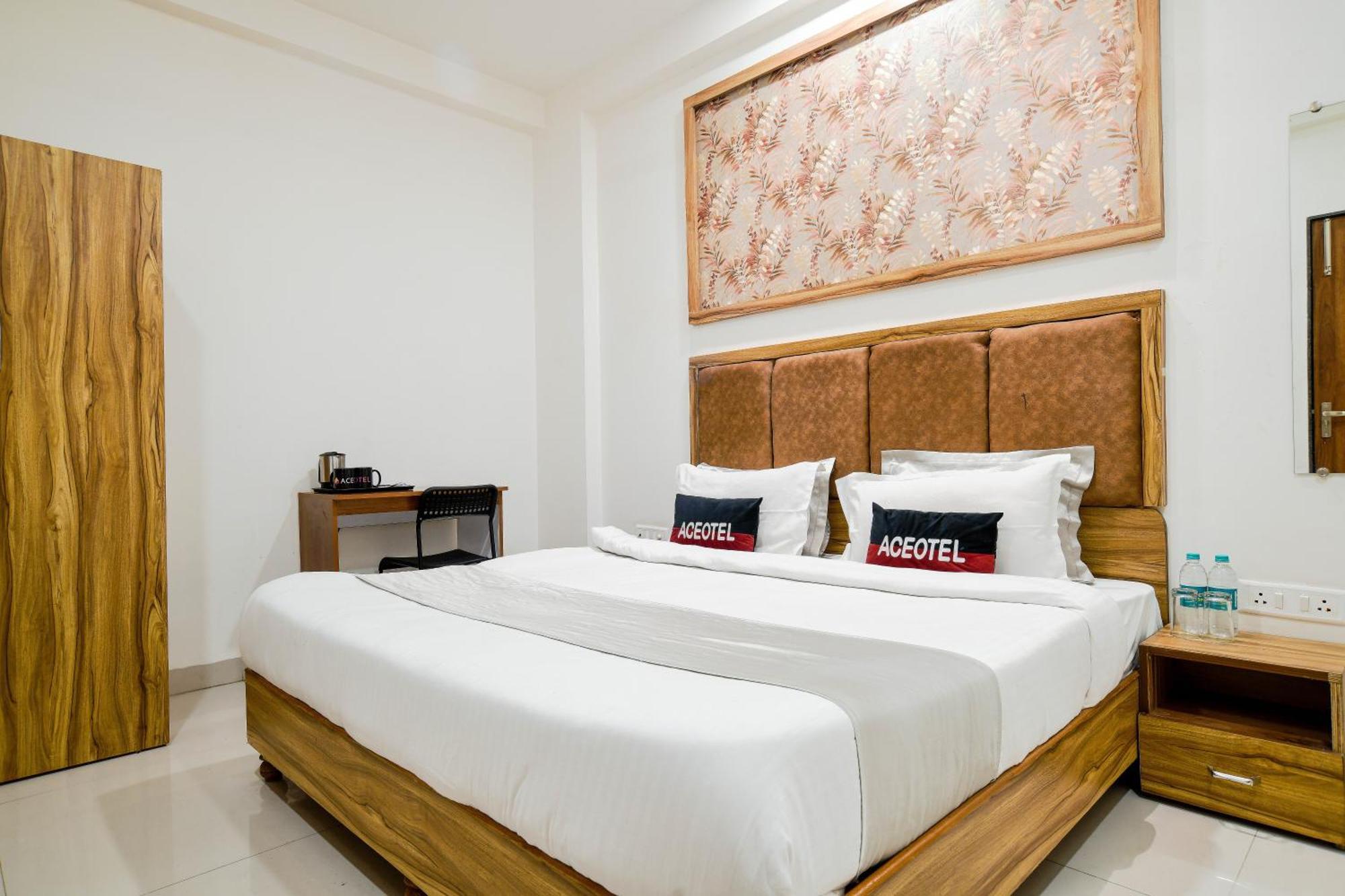 Aceotel Inn Flamingo إندور المظهر الخارجي الصورة