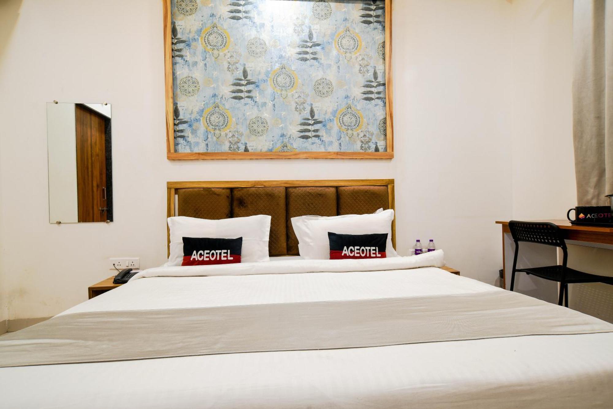 Aceotel Inn Flamingo إندور المظهر الخارجي الصورة
