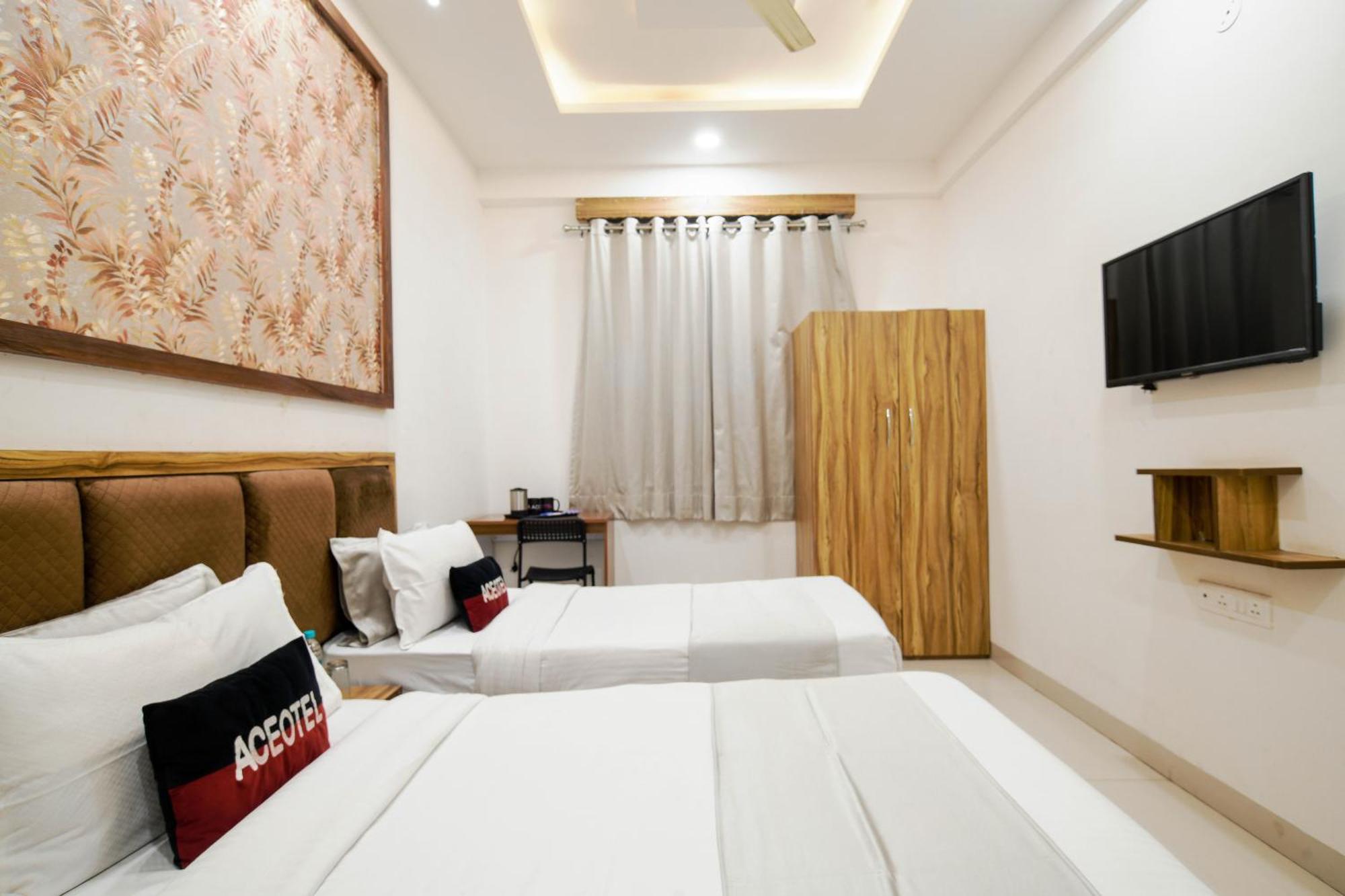 Aceotel Inn Flamingo إندور المظهر الخارجي الصورة